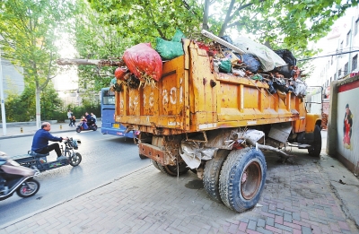 裝垃圾的汽車(chē),復(fù)古款垃圾運(yùn)輸車(chē)，仿真方案實(shí)現(xiàn)與未來(lái)展望,安全性策略解析_UHD版68.26.34